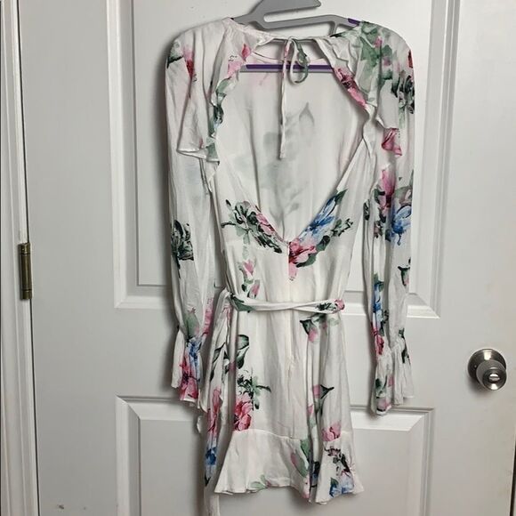 Here Comes the Sun XS floral wraparound dress - Picture 6 of 8